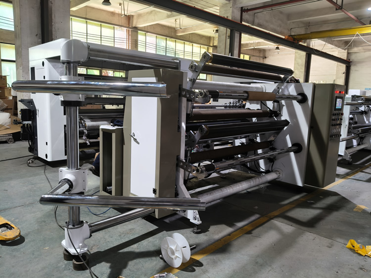 1600型高速分切機(jī)調(diào)式