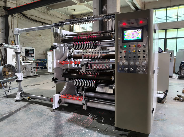 薄膜分切機(jī) 薄膜分切機(jī)